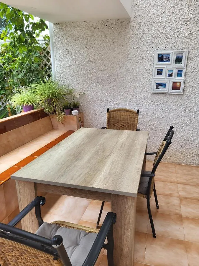 Studio With Garden Arona  Apartamento